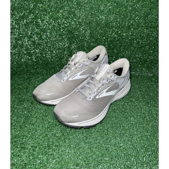 Brooks Ghost 14 Women’s Size 9.5 B Gray White Running Shoes Athletic Sneakers - Picture 3 of 13